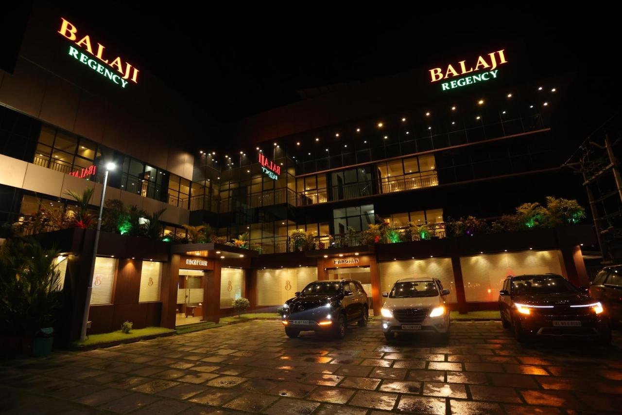 Balaji Regency Kanhangad Kannangad Exteriör bild