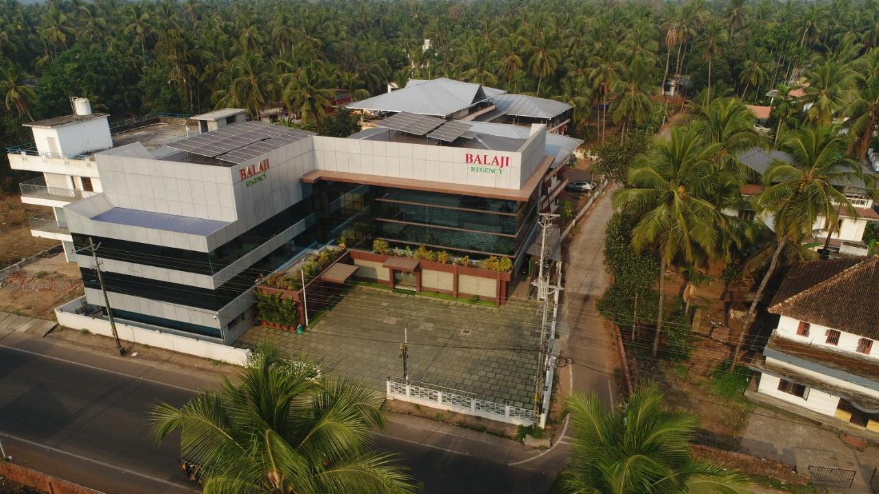 Balaji Regency Kanhangad Kannangad Exteriör bild