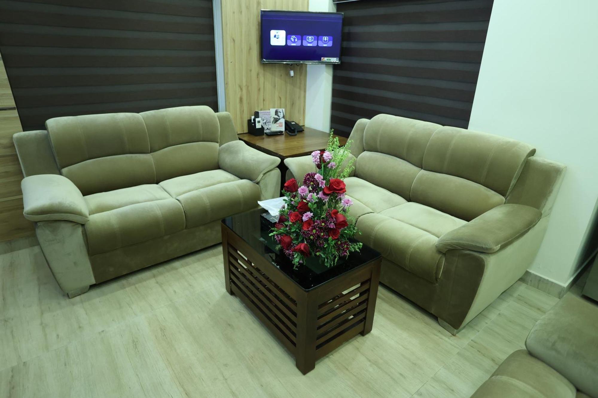 Balaji Regency Kanhangad Kannangad Exteriör bild