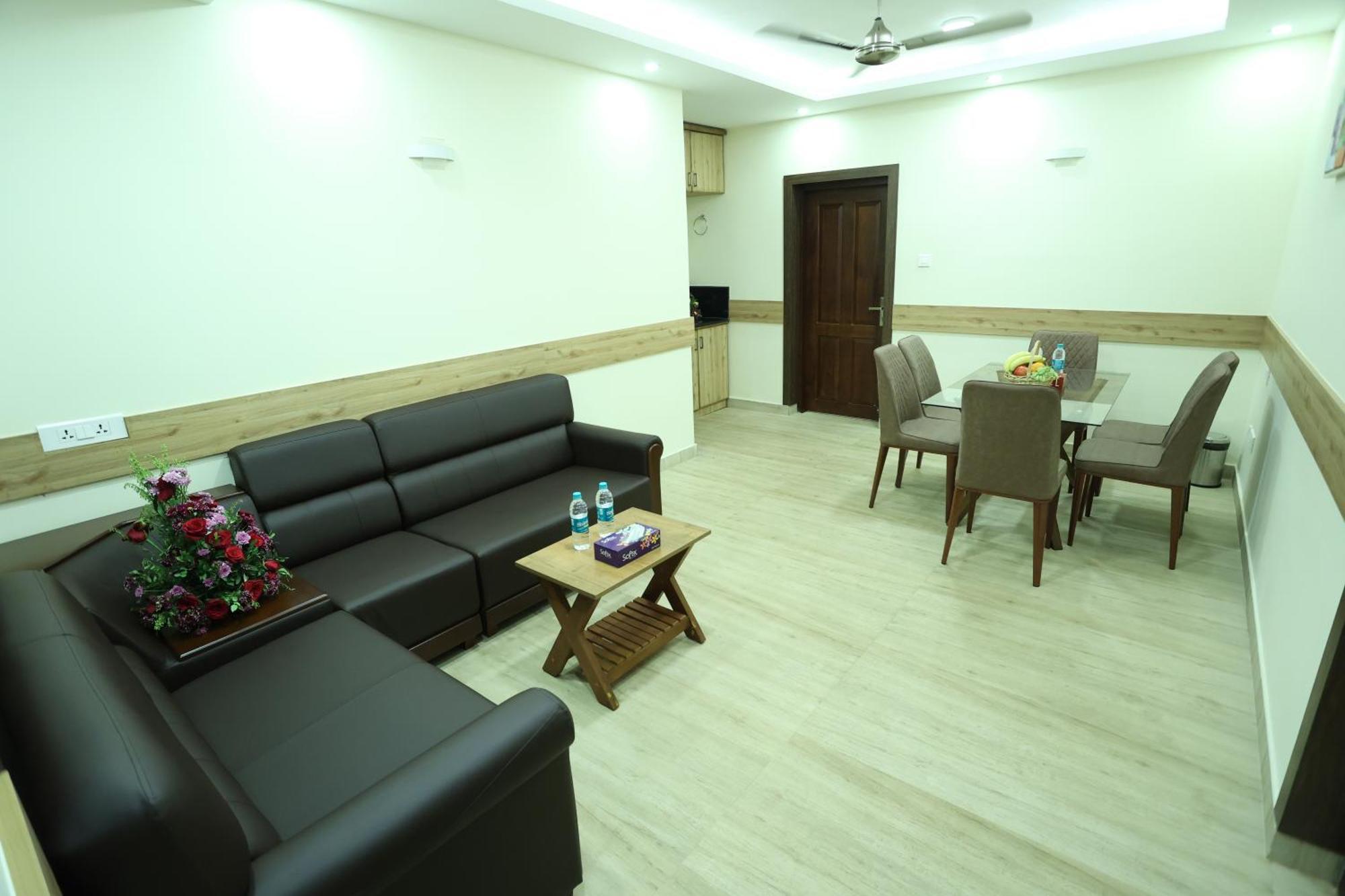 Balaji Regency Kanhangad Kannangad Exteriör bild