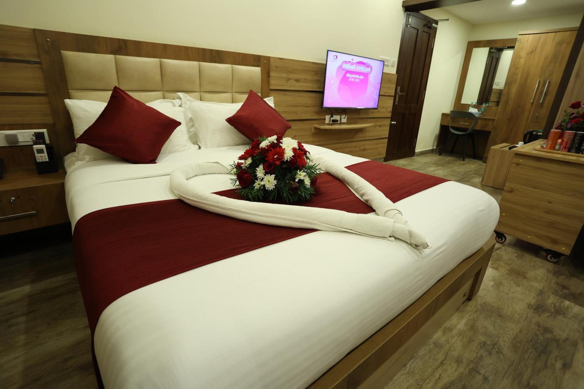 Balaji Regency Kanhangad Kannangad Exteriör bild